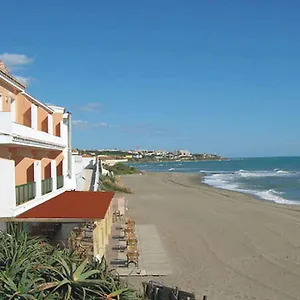 apartamentos-la-dorada.es-andalucia.com/