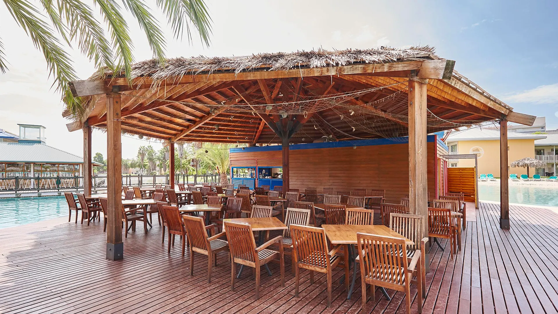 Portaventura Hotel Caribe - Includes Unlimited Access To Portaventura Park & 1 Access To Ferrari Land Salou 4*,