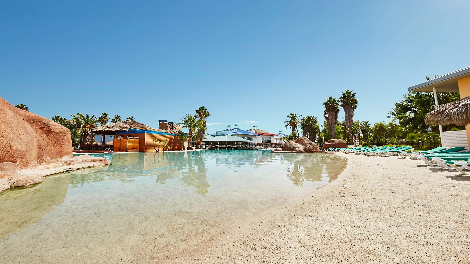Portaventura Hotel Caribe - Includes Unlimited Access To Portaventura Park & 1 Access To Ferrari Land Salou 4*,