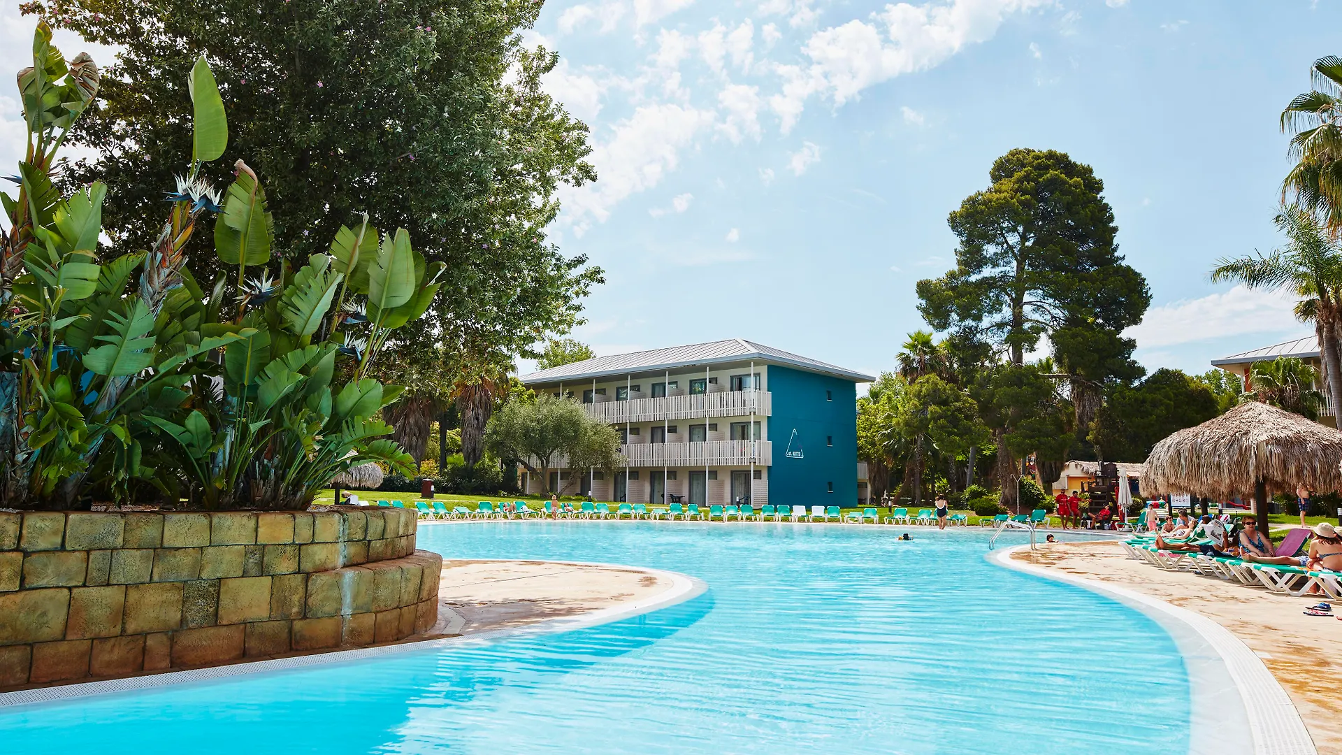 Portaventura Hotel Caribe - Includes Unlimited Access To Portaventura Park & 1 Access To Ferrari Land Salou 4*,